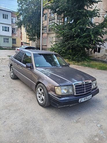 Mercedes-Benz W124: 1992 г., 2.3 л, Механика, Бензин, Седан — 1