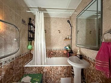алис: 2 комнаты, 42 м², Хрущевка, 4 этаж — 10