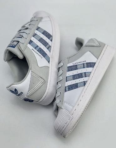 адидас магазин: Кроссовки, 38, 38.5, 39, Adidas Originals, Новый, цвет - Белый — 2