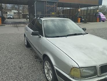 Audi 80: 1993 г., 0.2 л, Ручные, Бензин, Седан