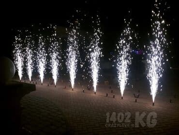 холодные фонтаны: Холодный фонтан — это эффектное украшение для любого праздника. Он — 3