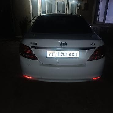 byd e7: BYD E5: 2019 г., 2.5 л, Автомат, Электромобиль, Седан — 5