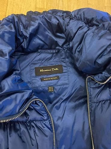 max mara: Пуховая жилетка Massimo Dutti в очень красивом ярко-синем цвете — 3