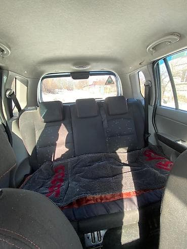 тойота приус с: Mazda 2: 2003 г., 1.4 л, Хэтчбэк — 7