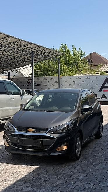 chevrolet comaro: Chevrolet Spark: 2020 г., 1 л, Автомат, Бензин, Хэтчбэк — 1