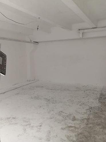 город токмок: Сдается помещение под швейный цех, 180кв м, район рынка Чекиш Ата — 1