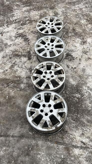 Транспорт: Литые Диски R 15 Комплект, отверстий - 5, Б/у — 3