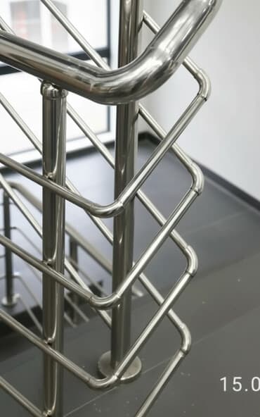 Готовые перила, Материал: Нержавеющая сталь, Для балкона, Новый at lalafo.kg Готовые перила, Материал: Нержавеющая сталь, Для балкона, Новый