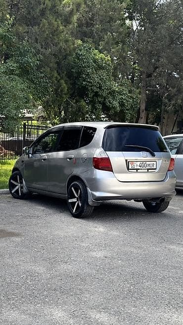 полики хонда фит: Honda Fit: 2005 г., 1.5 л, Вариатор, Бензин, Хэтчбэк — 3