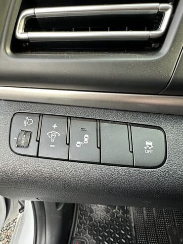 хюндай аванте: Hyundai Avante: 2019 г., 1.6 л, Автомат, Бензин, Седан — 8