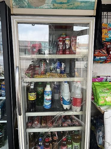 Витриный холодильник для напитков Находится в городе КАРА БАЛТА ДВУХ