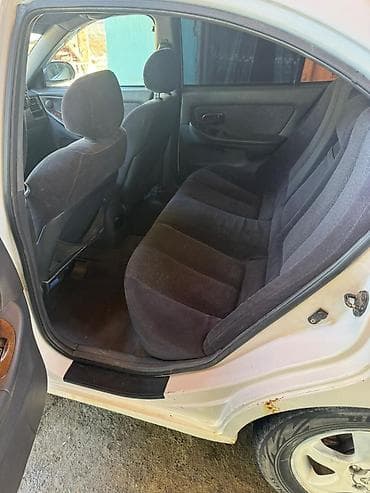 хундай аванте 1: Hyundai Elantra: 2002 г., 1.5 л, Кол менен иштөөчү, Бензин, Седан — 3