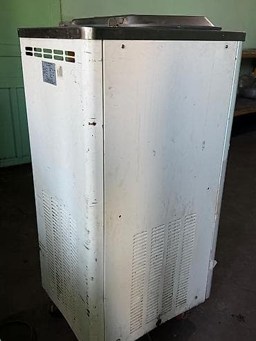 Профессиональная фризер-машина для мягкого мороженого E26 - Модель