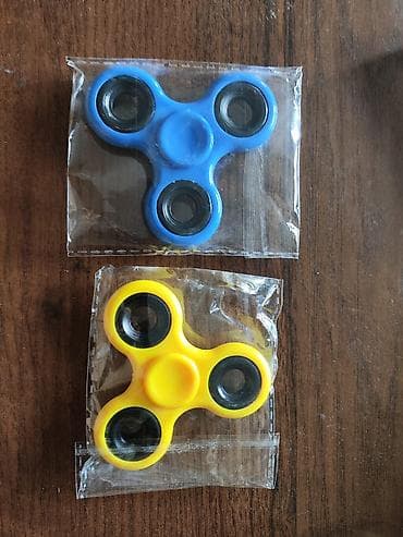 Свадебные платья и аксессуары: Спиннеры антистресс, 3‑лепестковые Описание: - Набор из двух — 2