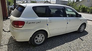 тез арада: Toyota Ipsum: 2001 г., 2.4 л, Автомат, Вэн/Минивэн — 4