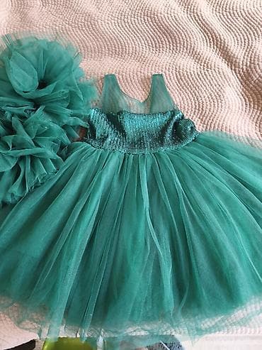 Детское платье, цвет - Зеленый at lalafo.kg Детское платье, цвет - Зеленый