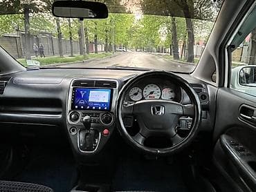 шины 16 с: Honda Stream: 2002 г., Минивэн — 7