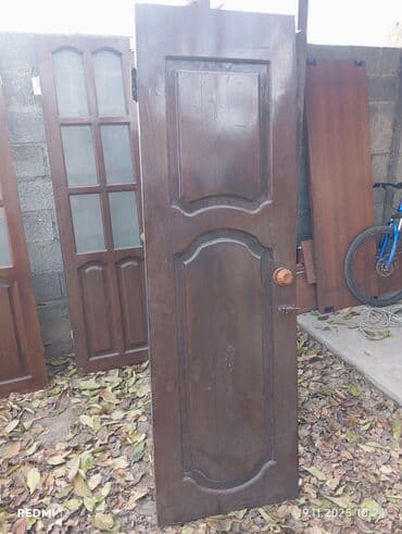 инструменты для малярки: Межкомнатные двери б/у сделаны из дерева (сосны) состояние хорошее — 2