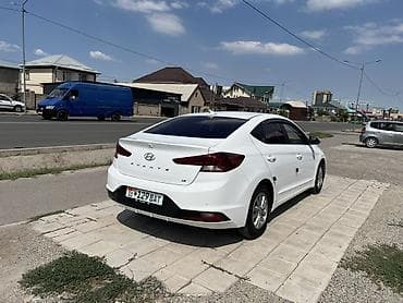 Hyundai Avante: 2019 г., 1.6 л, Автомат, Бензин, Седан — 3