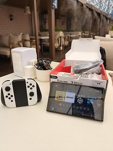 приставка свич: Nintendo Switch OLED (модель с белыми Joy‑Con) — 2