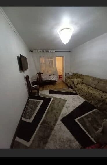 ош сатыла турган квартира: 3 бөлмө, Риелтор, Чогуу жашоосу жок, Толугу менен эмереги бар — 1