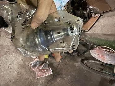 full construction: Коробка новых запчастей -все за 3000 сом . 2 лампы -100$, 2 домкрата — 6