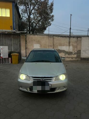 Honda Odyssey: 2000 г., 2.3 л, Автомат, Бензин, Универсал