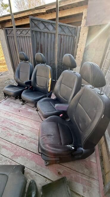 скупка компов: Комплект сидений, Кожа, Kia Б/у, Оригинал — 2