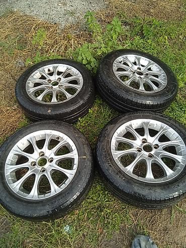 Литые Диски R 15 Volkswagen, Комплект, отверстий - 4, Б/у at lalafo.kg Литые Диски R 15 Volkswagen, Комплект, отверстий - 4, Б/у