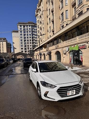 matiz diska: Hyundai Avante: 2017 г., 1.6 л, Автомат, Бензин, Седан — 2