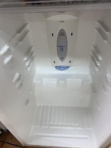 mini 4 pro: Холодильник Electrolux, Двухкамерный — 1