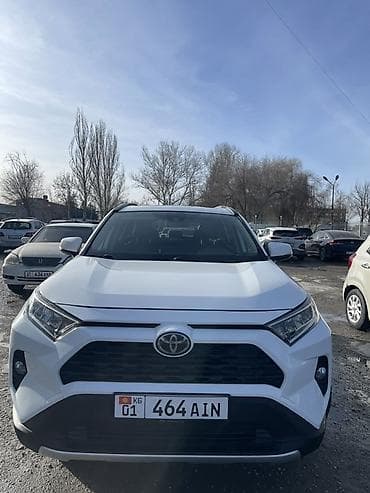 Toyota RAV4: 2019 г., 2.5 л, Автомат, Бензин, Кроссовер