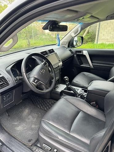 Транспорт: Toyota Land Cruiser Prado: 2023 г., 2.7 л, Автомат, Бензин, Внедорожник — 9