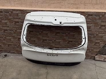 Капоттор жана комплектөөчүлөр: Багажниктин капкагы Kia, 2021 г., Колдонулган — 3