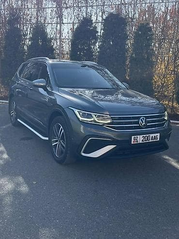 mazda 2000: Volkswagen Tiguan: 2022 г., Кроссовер — 4