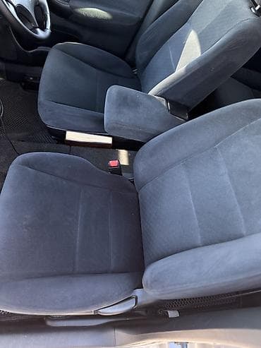 jac j7: Honda Civic: 2004 г., 1.7 л, Автомат, Бензин, Хэтчбэк — 6