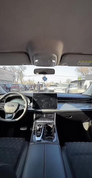 зик: Zeekr : | 2021 г. Кроссовер — 5