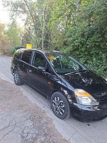 Honda Stream: 2001 г., Автомат, Бензин — 3