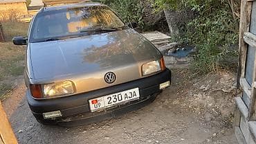 pass: Volkswagen Passat Variant: 1991 г., 1.8 л, Механика, Бензин, Универсал — 10