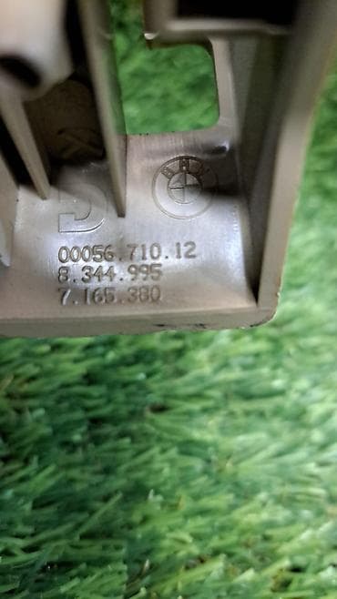 bmw e53: Крышка петли сиденья левая Е70 8 344 995 Год 2008 В отличном — 5