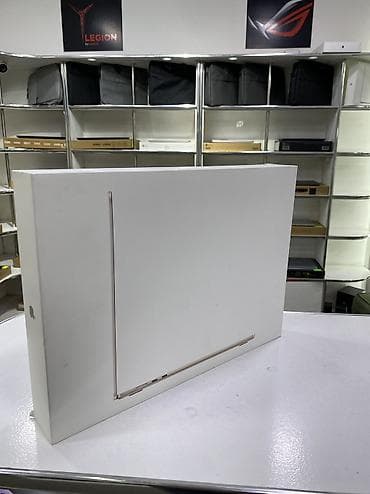 Ноутбук Apple (MacBook) 15.4 ", M4 Apple, 2025 год, ОЗУ, RAM: 16 ГБ