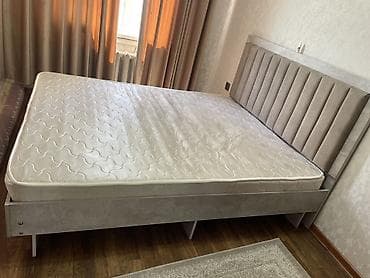 Двуспальная кровать, С мягким изголовьем, длина - 200 см