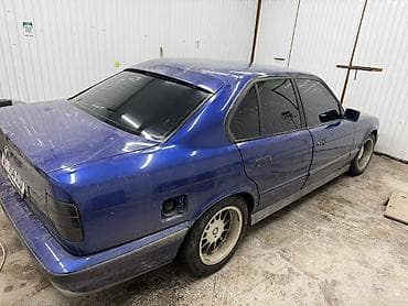 капот бмв34: BMW 525: 1993 г., 2.5 л, Механика, Бензин, Седан — 9