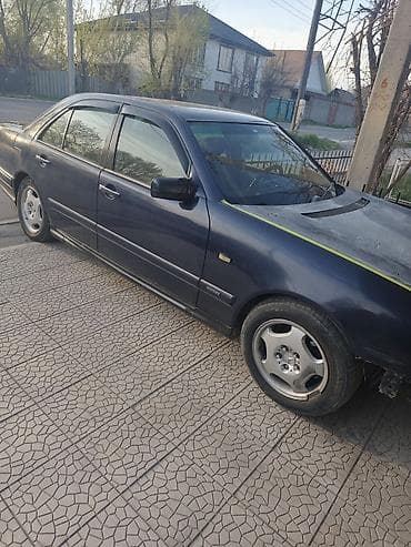 Mercedes-Benz E-Class: 1995 г., 3.2 л, Автомат, Бензин, Седан