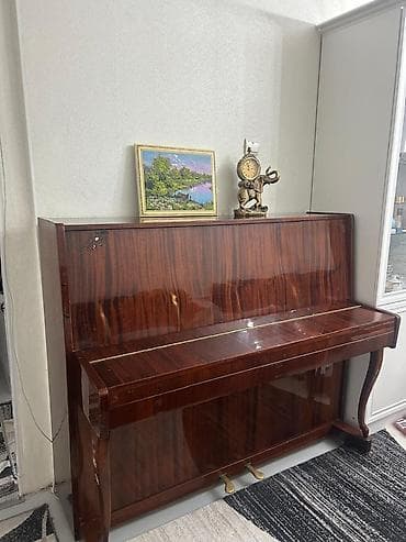 Продаю фортепиано