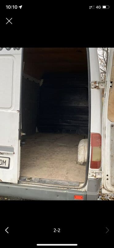 Терезелер жана комплектөөчүлөр: Буйрутма берүү Мерседес жүк ташуучу спринтер, Көчүү, Жүк ташуучу жумушчусу менен — 2