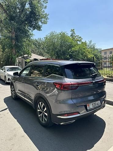 haval h3: Chery Tiggo: 2022 г., 1.6 л, Вариатор, Бензин, Кроссовер — 4