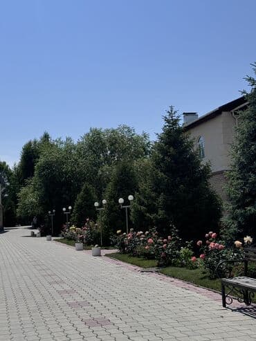 ыссык куль номера: Коттедж, ЗЕТО Чолпон-Ата, Балдар аянтчасы, Унаа токтотуучу жай, унаа туруучу жай, Коргоодогу аймак — 5
