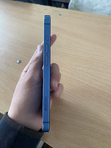 ipod 3 touch: IPhone 13, 128 ГБ, Голубой — 6