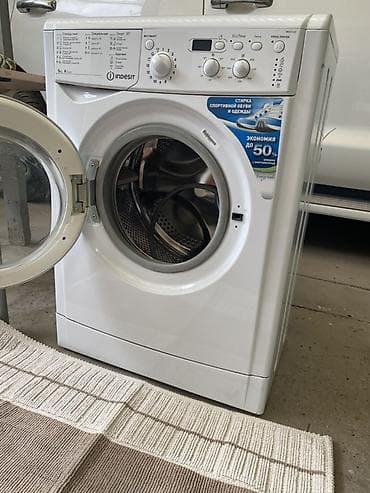 Стиральная машина Indesit EcoTime (фронтальная загрузка)